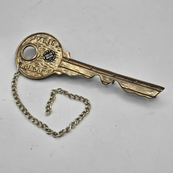 Vintage antique brass london paris 9" key shaped holder - Picture 3 of 12